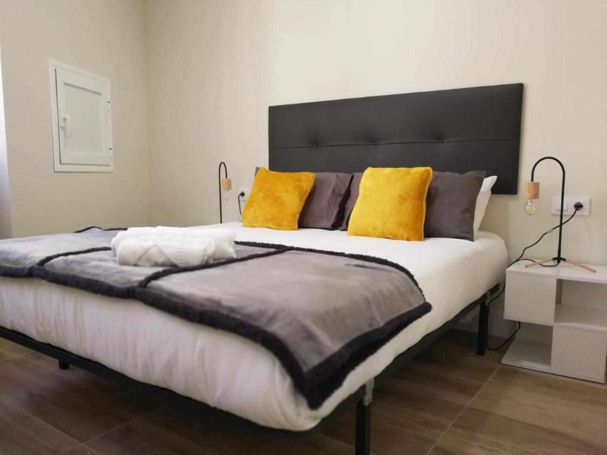 Kubik Apartamentos K3 Касерес Экстерьер фото