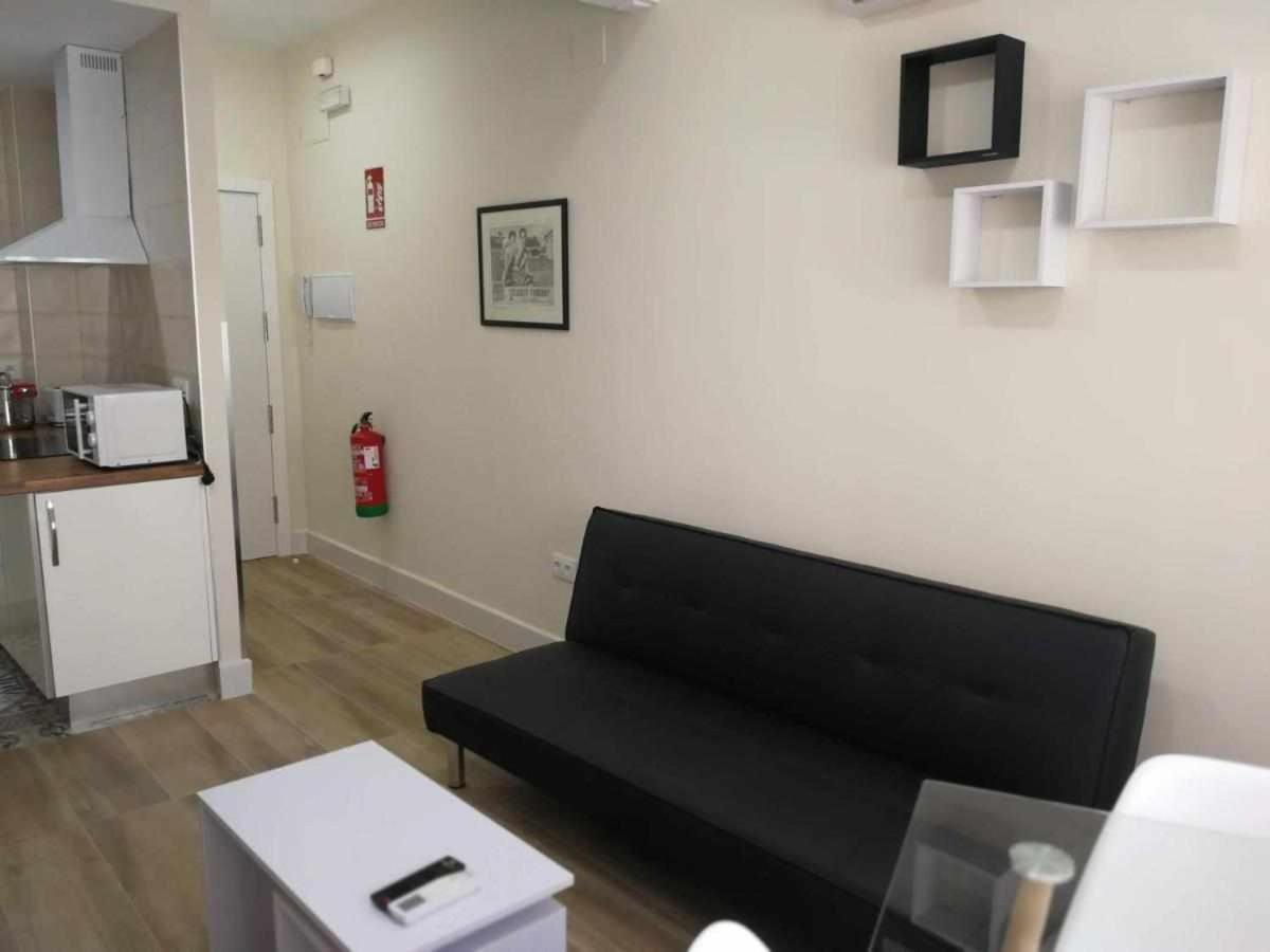 Kubik Apartamentos K3 Касерес Экстерьер фото
